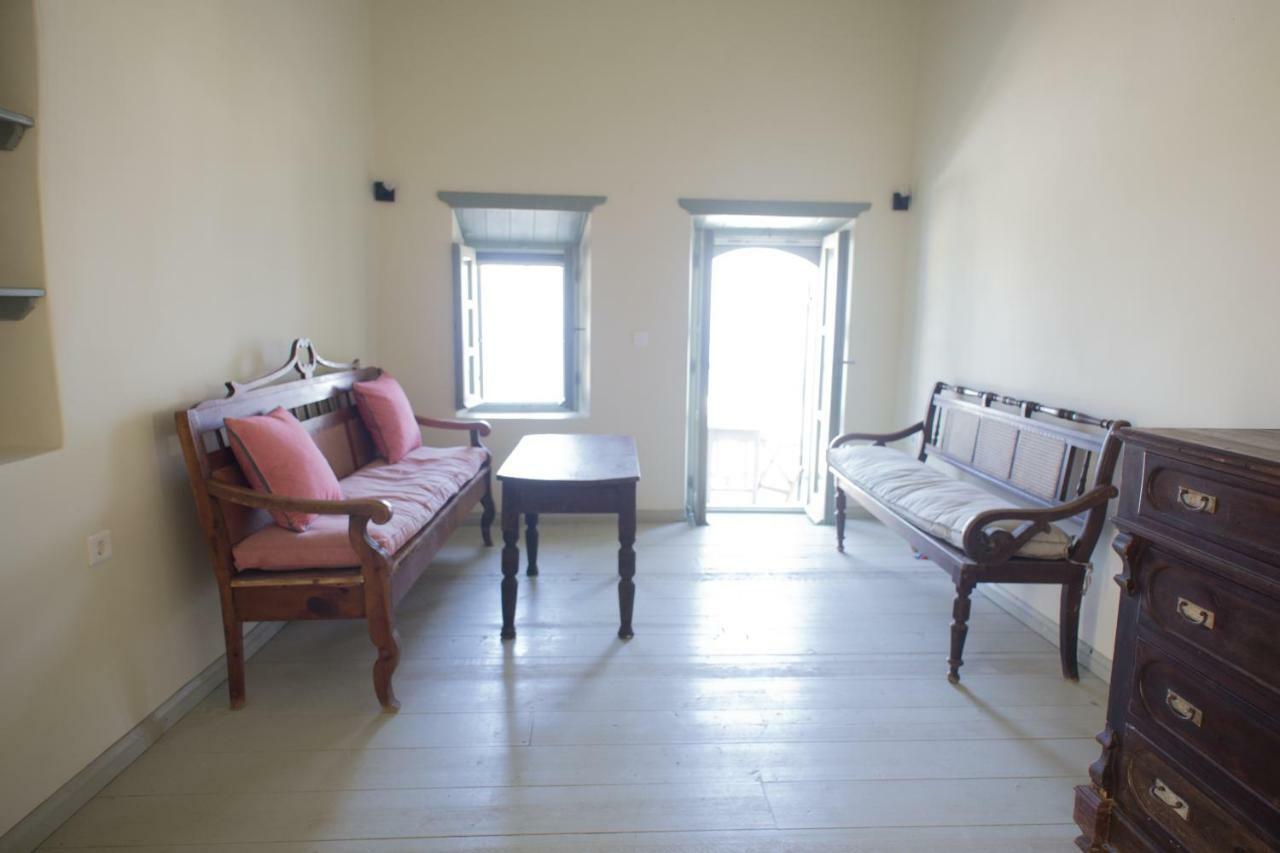 Pyrgos Stone House Βίλα Εμπορειός Εξωτερικό φωτογραφία
